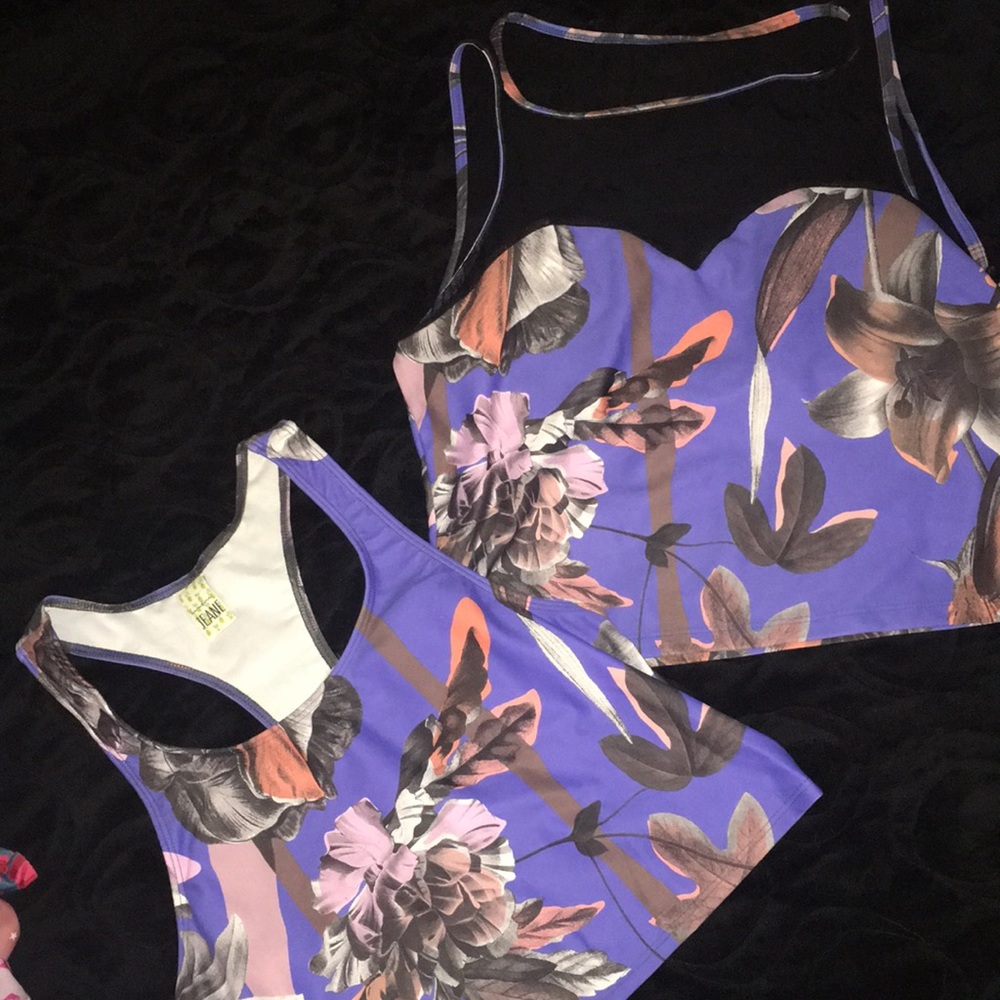 ISO blue Hawaiian in other styles L/xl